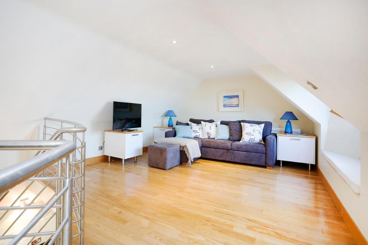 Joivy Unique Mezzanine Apartment In Σεντ Άντριους Εξωτερικό φωτογραφία